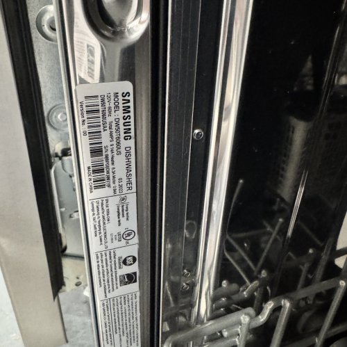 SAMSUNG Lavavajillas de 18 pulgadas Resistente a las huellas dactilares | Puerta AutoRelease | 46 dBA