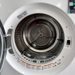 LG Lavadora de 2,4 pies cúbicos, secadora eléctrica sin ventilación de 4,2 cu.ft con bomba de calor e inversor dual, Washtower 
