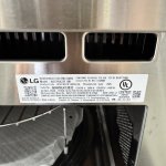 LG Horno de pared combinado inteligente de 6.4 pies cúbicos con convección por ventilador y función de freír con aire, en acero inoxidable